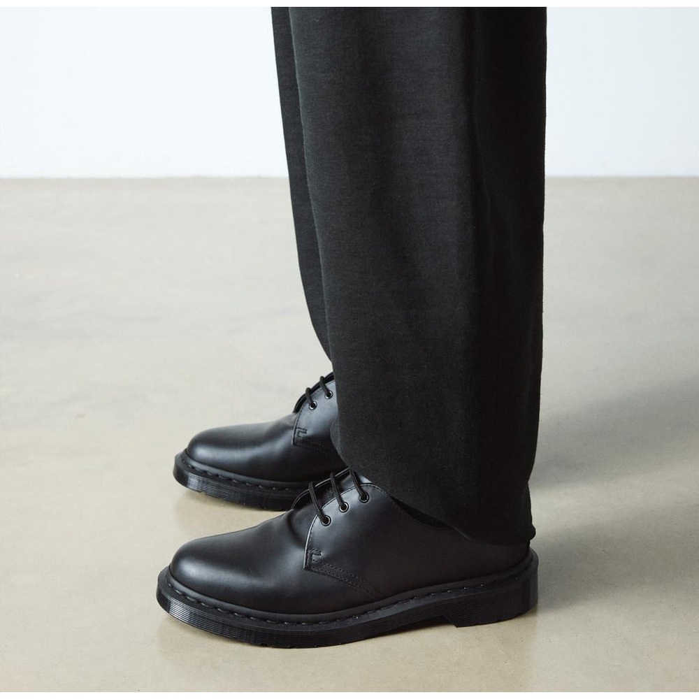Dr. Martens 1461 Smooth Leather Oxford Shoes In Black Size 6